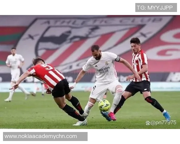 上海篮球队在欧锦赛中的团队协作表现分析与点评